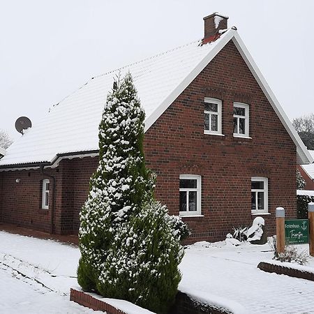 Tolles Ferienhaus In Pilsum - Ferienhaus Trientje - Mit Garten Und Ueberdachter Terrasse Eksteriør bilde