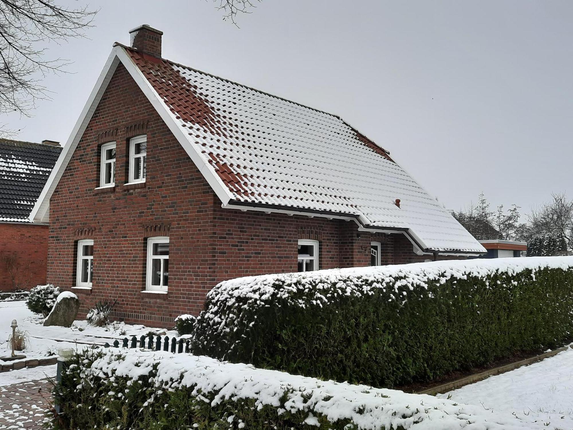 Tolles Ferienhaus In Pilsum - Ferienhaus Trientje - Mit Garten Und Ueberdachter Terrasse Eksteriør bilde