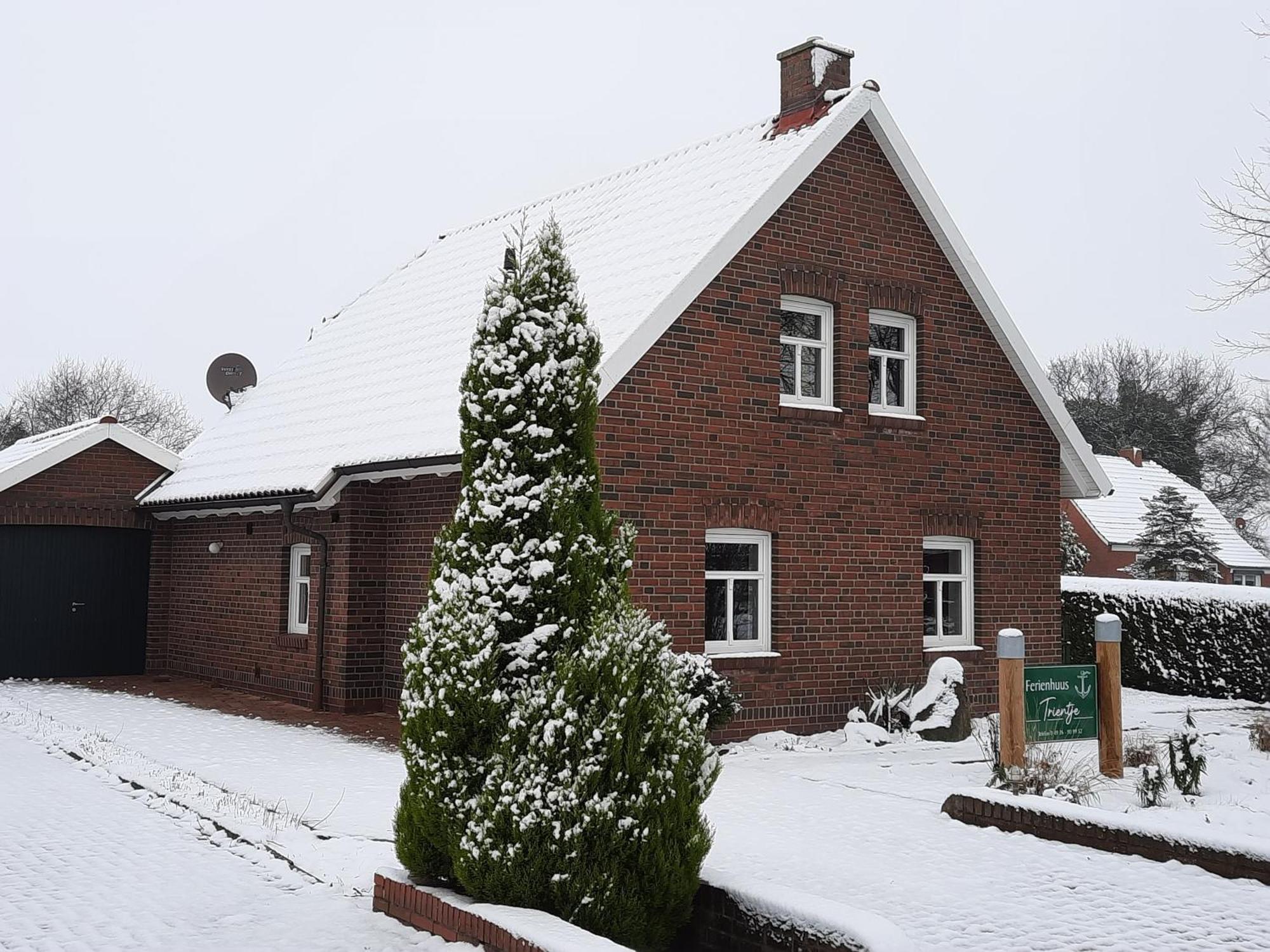 Tolles Ferienhaus In Pilsum - Ferienhaus Trientje - Mit Garten Und Ueberdachter Terrasse Eksteriør bilde