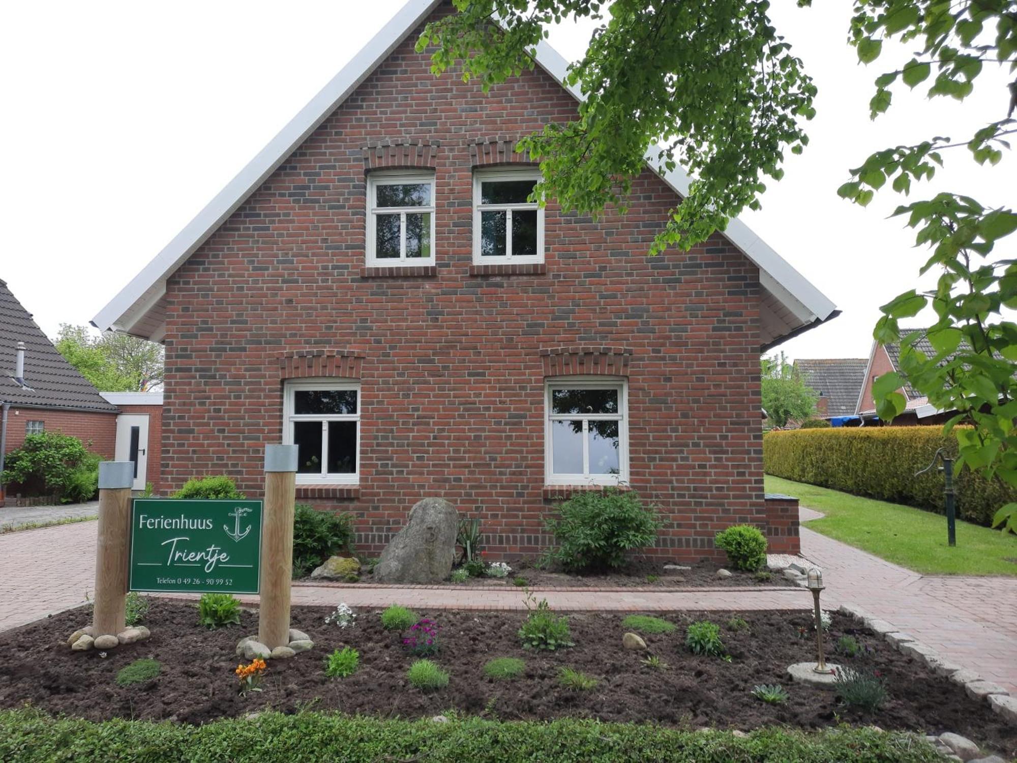 Tolles Ferienhaus In Pilsum - Ferienhaus Trientje - Mit Garten Und Ueberdachter Terrasse Eksteriør bilde